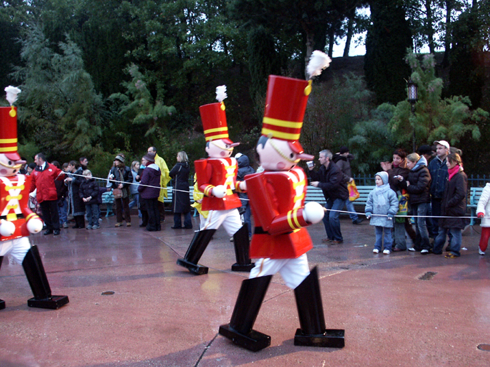2004-11 Disneyland 039.jpg - DCF 1.0